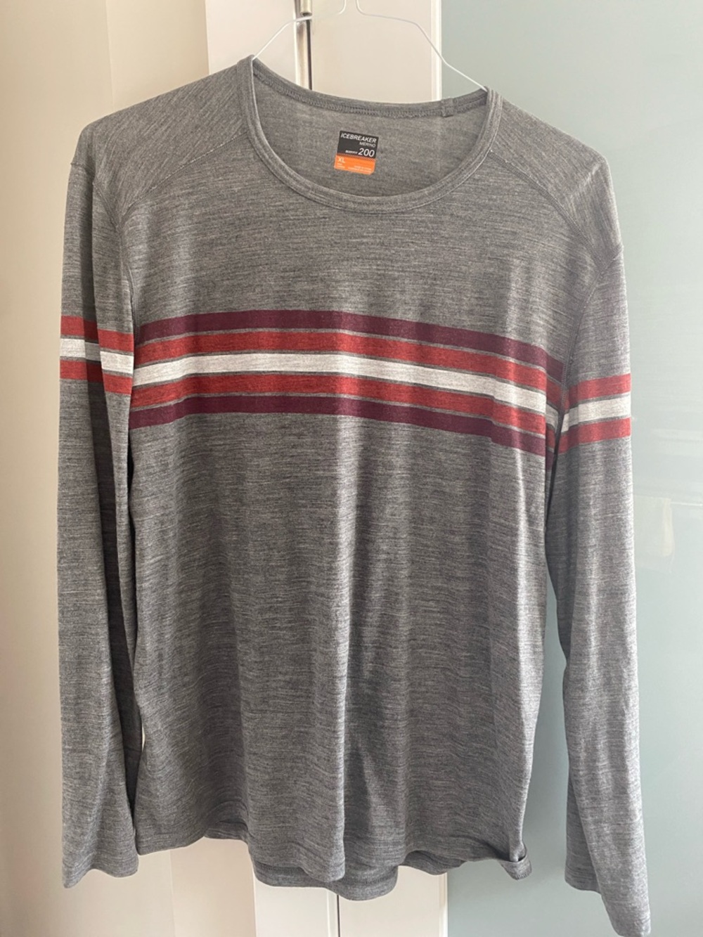 Icebreaker men’s base layer -XL